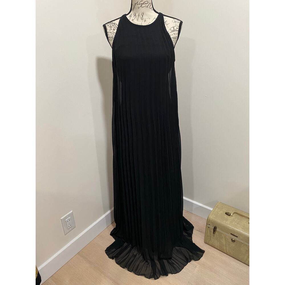 Bisou Bisou Black Halter Sleeveless Crinkle Floor Length  Maxi Dress Size 2